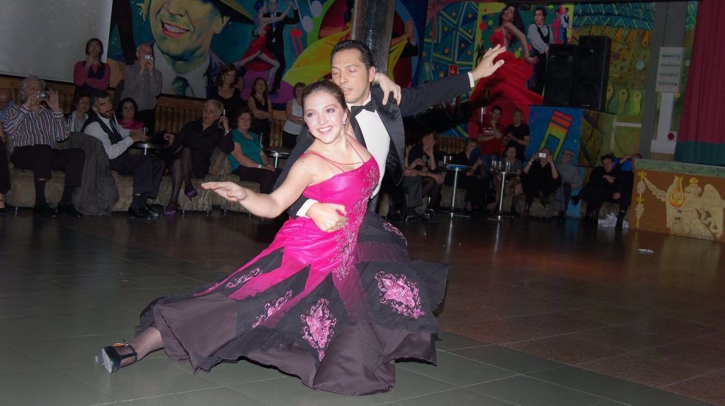 historia de la escuela de baile de salon